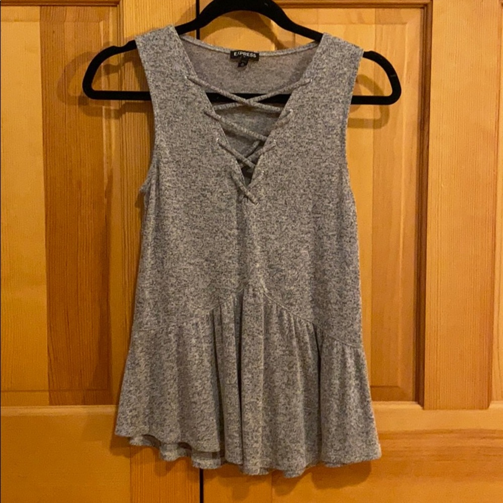 Grey top